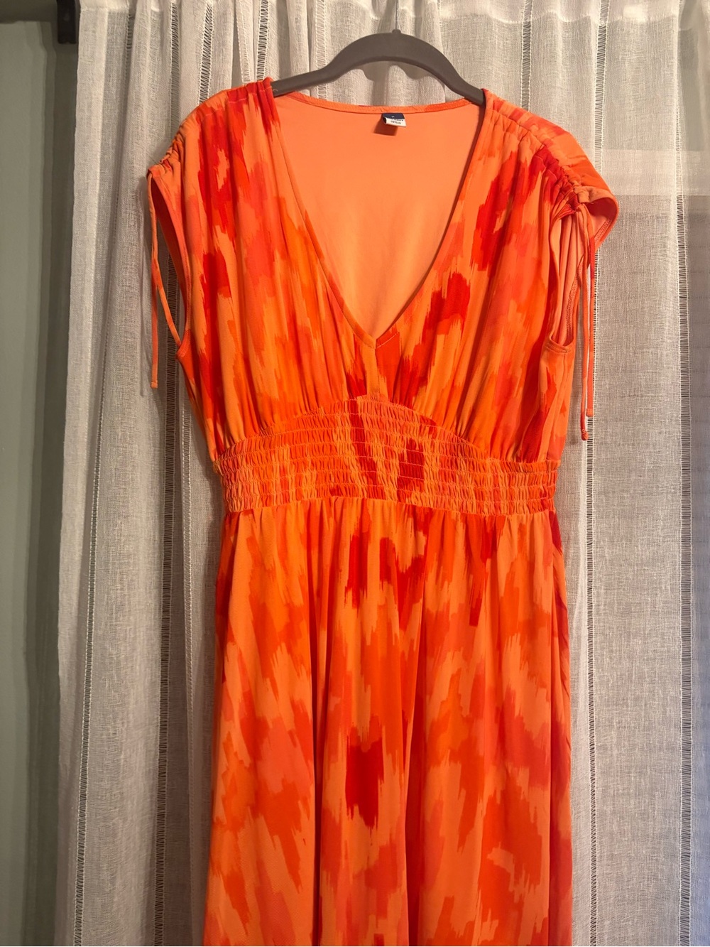 Old Navy Orange Printed V‑Neck Smocked Waist Maxi Dress